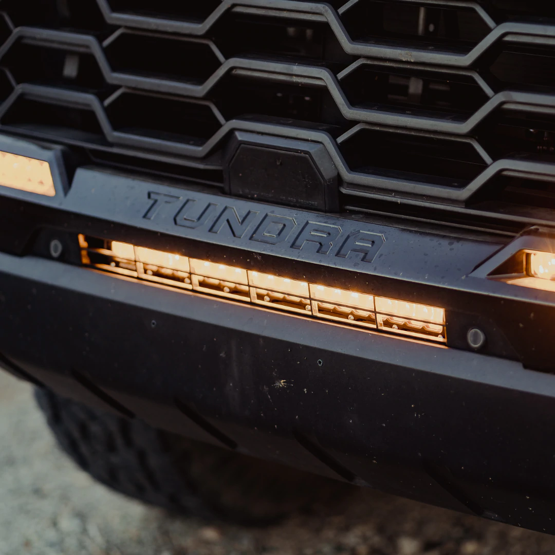 Heretic 20 in. LED Bumper Light Bar - Amber Lens; 2022 Tundra